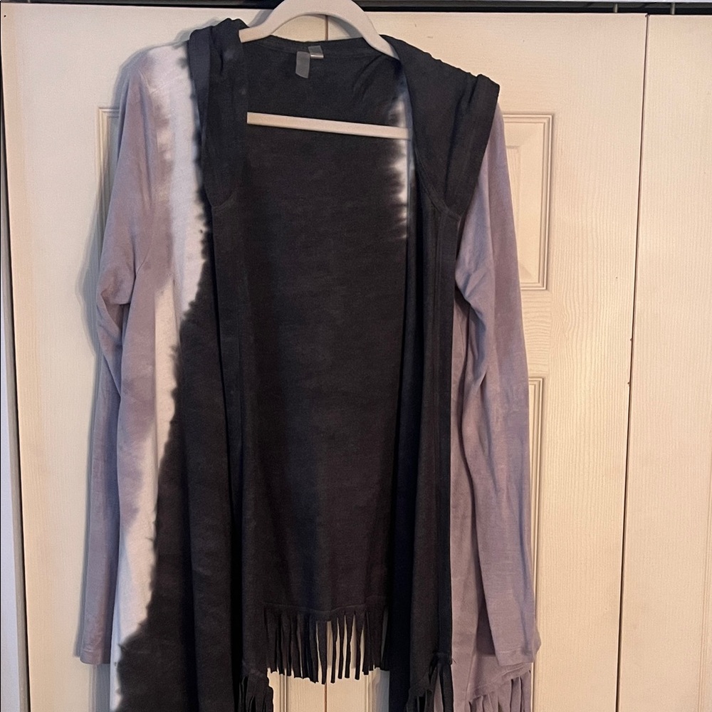 Stylish Black and Gray Women's Sweater